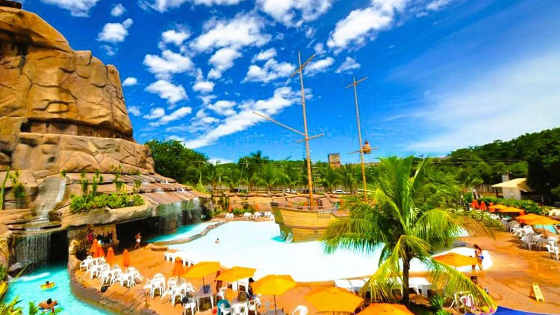 Piazza Diroma - Ganhe Cortesia Para O Diroma Acqua Park Caldas Novas
