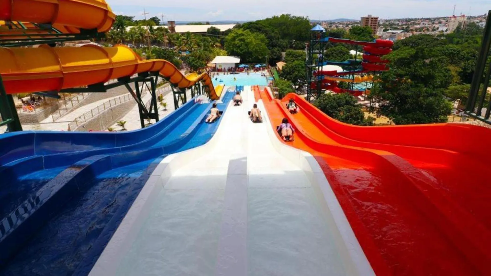Aparthotel Piazza Diroma - Ganhe Cortesia Para O Diroma Acqua Park Caldas Novas