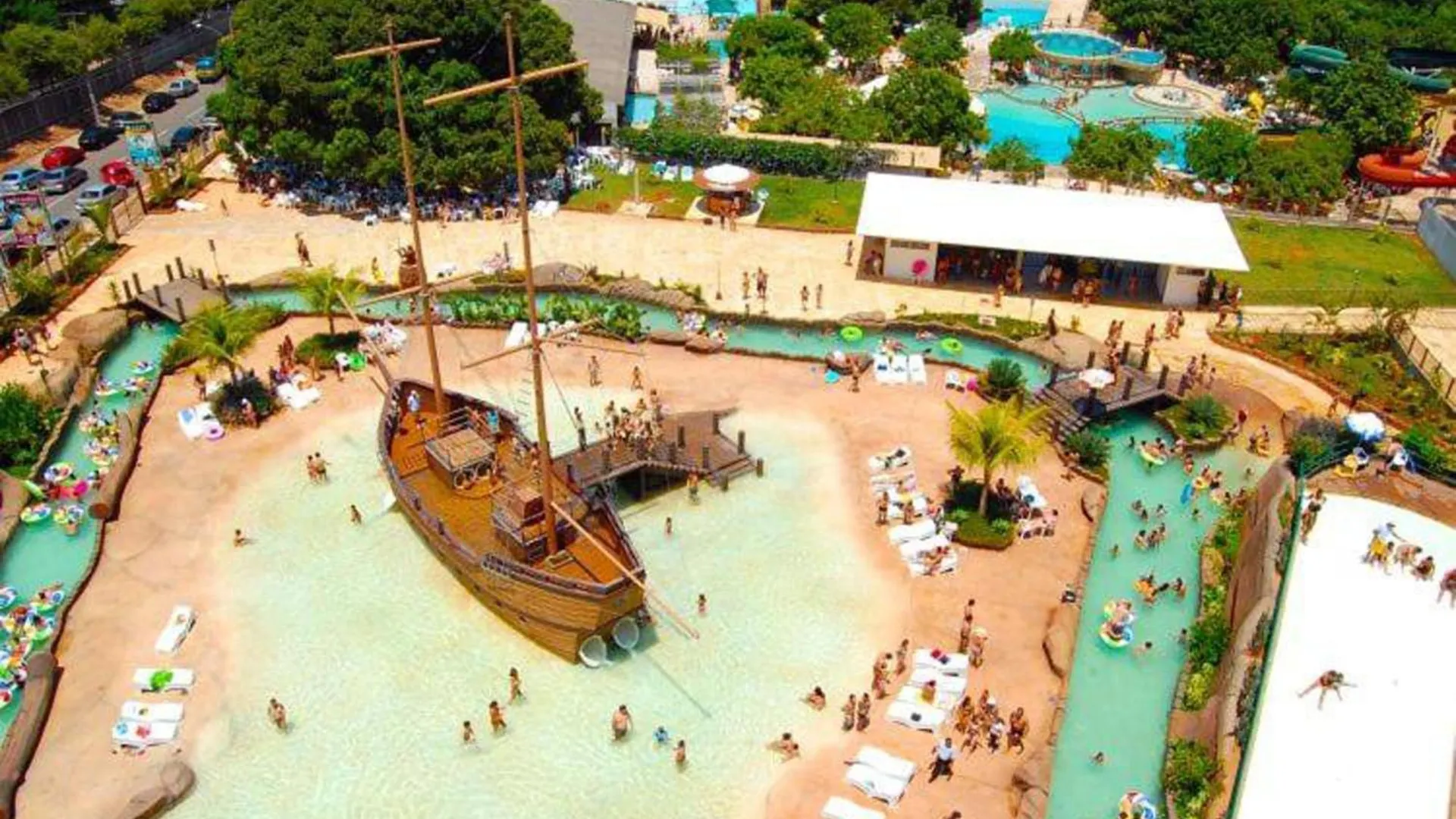 Piazza Diroma - Ganhe Cortesia Para O Diroma Acqua Park Caldas Novas Aparthotel