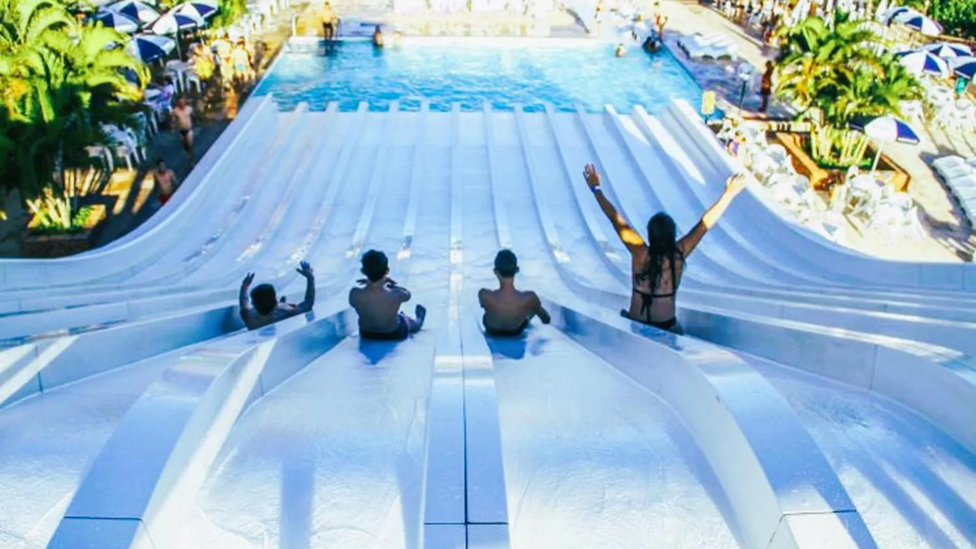 Piazza Diroma - Ganhe Cortesia Para O Diroma Acqua Park Caldas Novas 0*,  Brezilya
