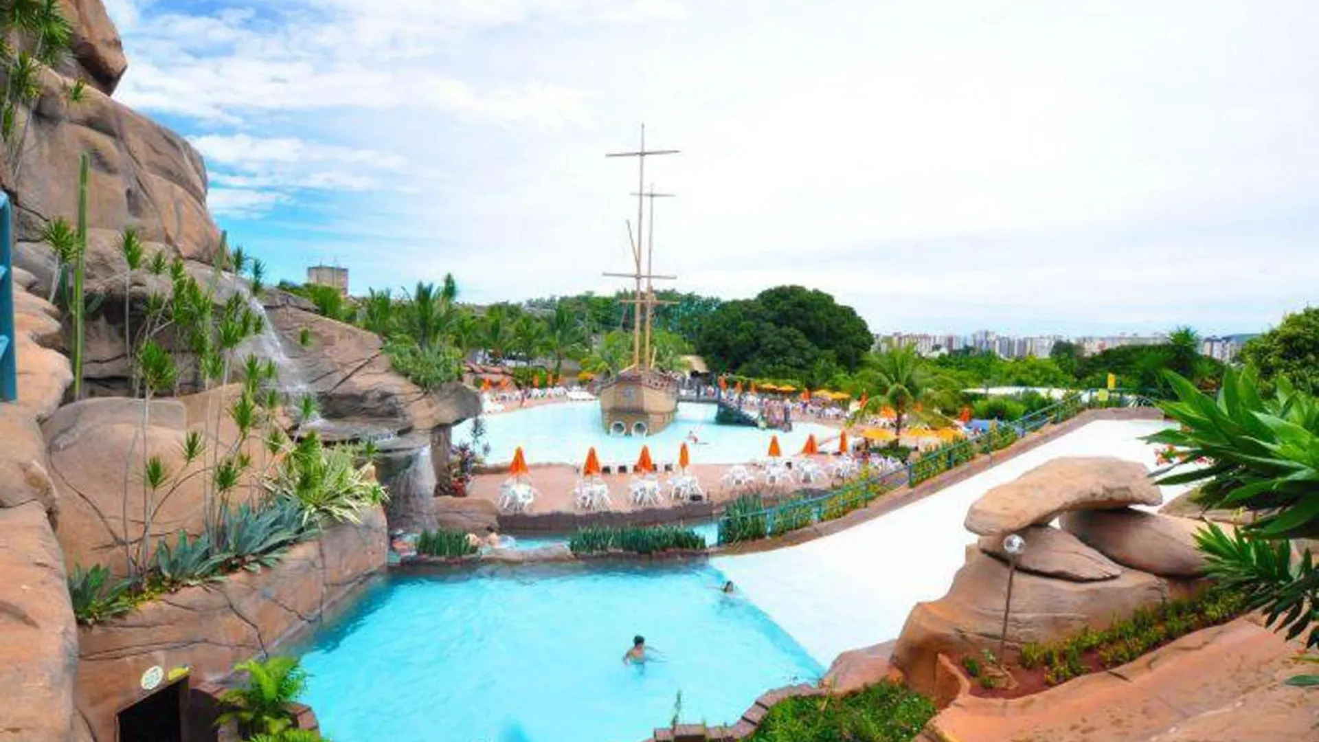 Piazza Diroma - Ganhe Cortesia Para O Diroma Acqua Park Caldas Novas Apart Otel